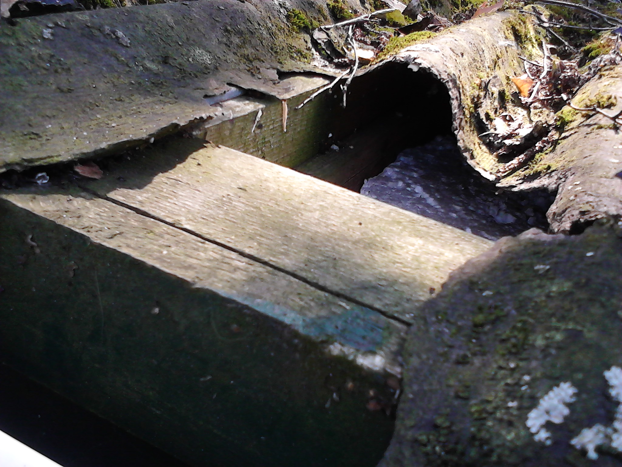 Loch im Dach (andere Perspektive)